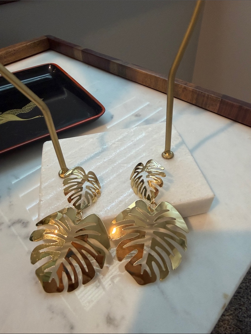 Gold Monstera Leaf Drop Earrings - Fashion Jewelry